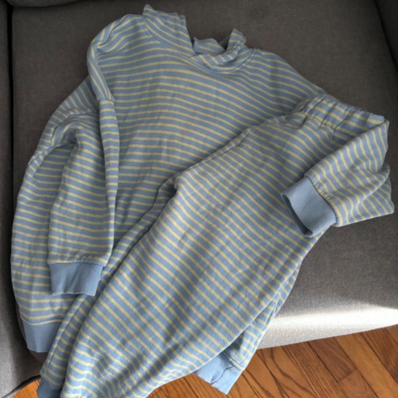 Jamie Set - Picture 2 of 4